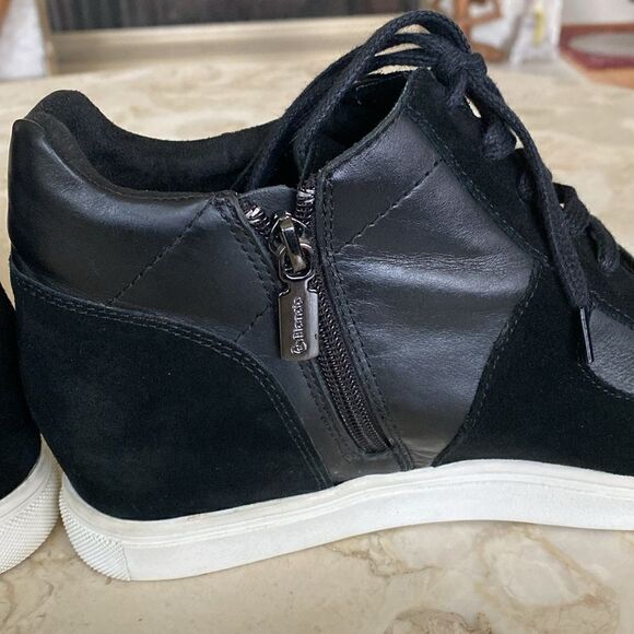 Blondo Goldy Wedge Sneakers Black Leather & Suede - Picture 9 of 15